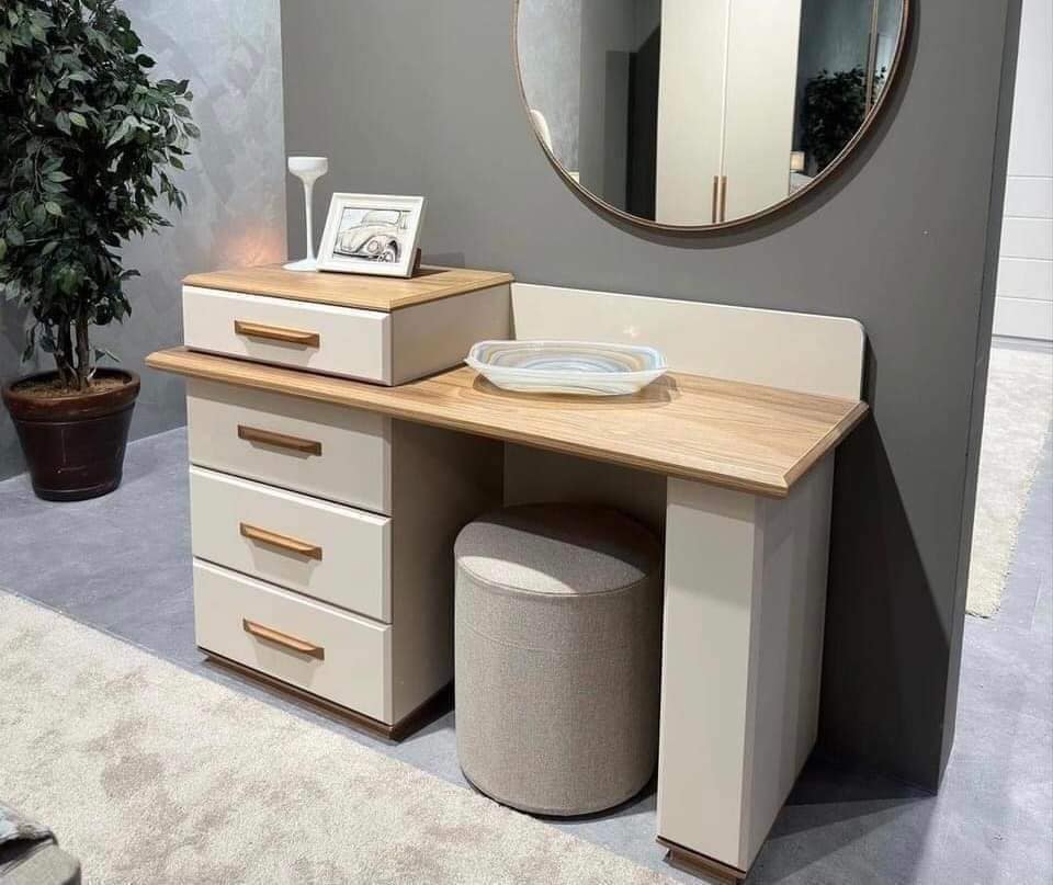 غرفه نوم مي - الصورة 3